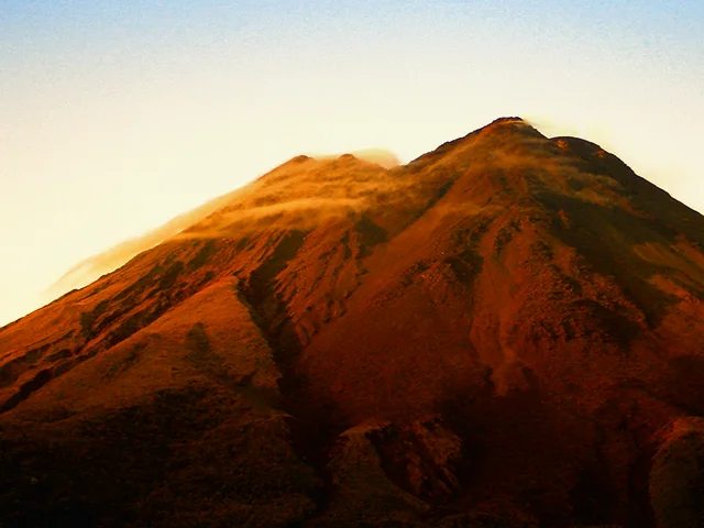 Arenal Volcano 2004 Arenal Volcano 2004